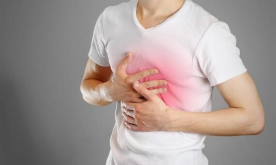 العلاقة بين ارتجاع المريء والتهاب الحلق